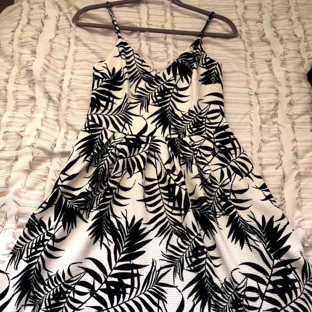 Leaf Print Sun Dress